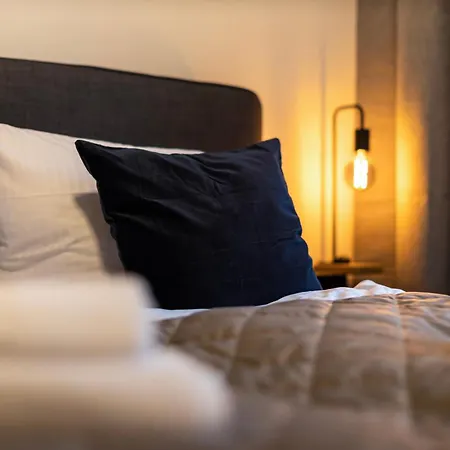Deluxe - Garden - Near Elbe - Airport شقة