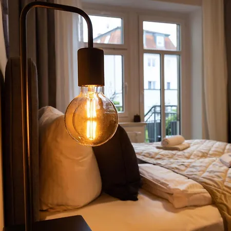 Deluxe - Garden - Near Elbe - Airport * ドレスデン